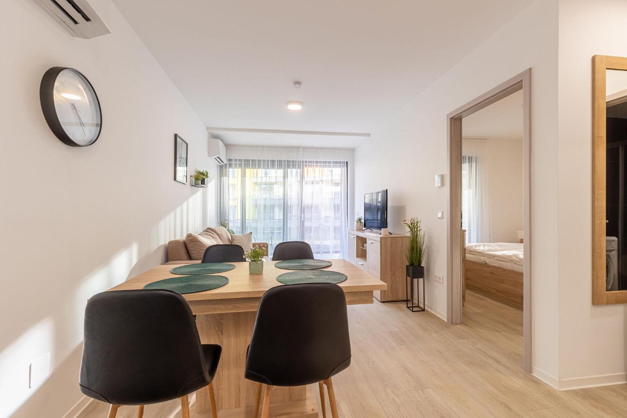 Casa Romana Apartmanok Siofok By Bltn エクステリア 写真