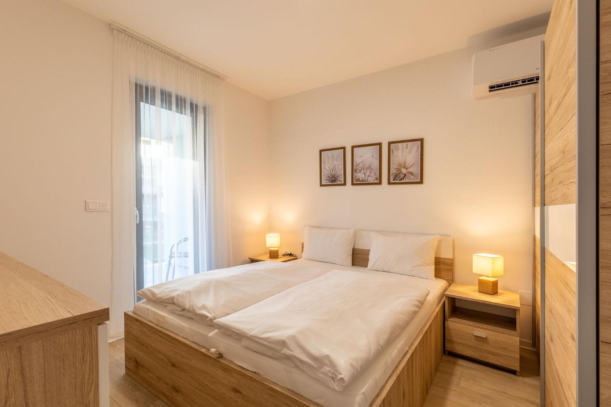 Casa Romana Apartmanok Siofok By Bltn エクステリア 写真