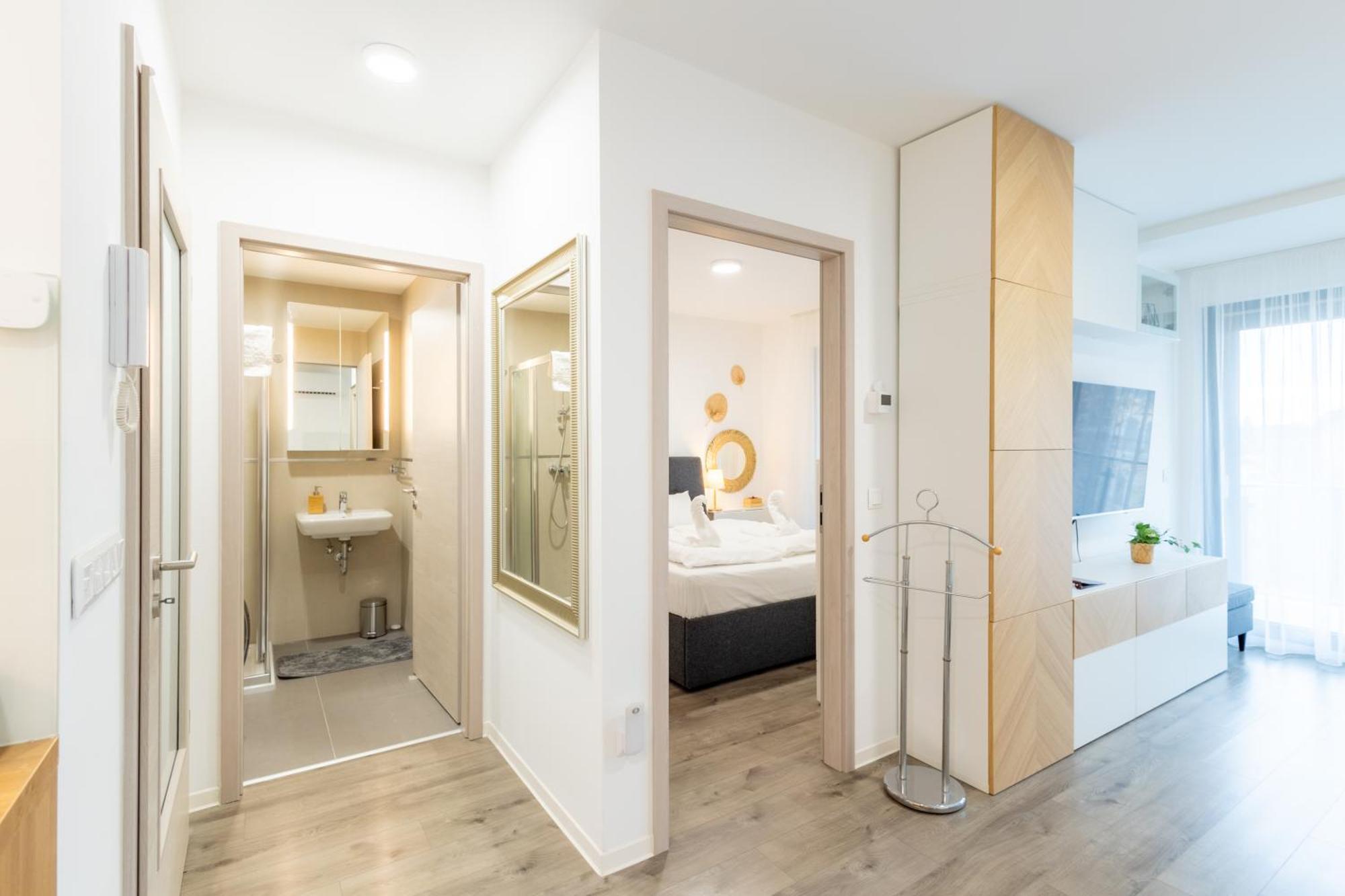 Casa Romana Apartmanok Siofok By Bltn エクステリア 写真